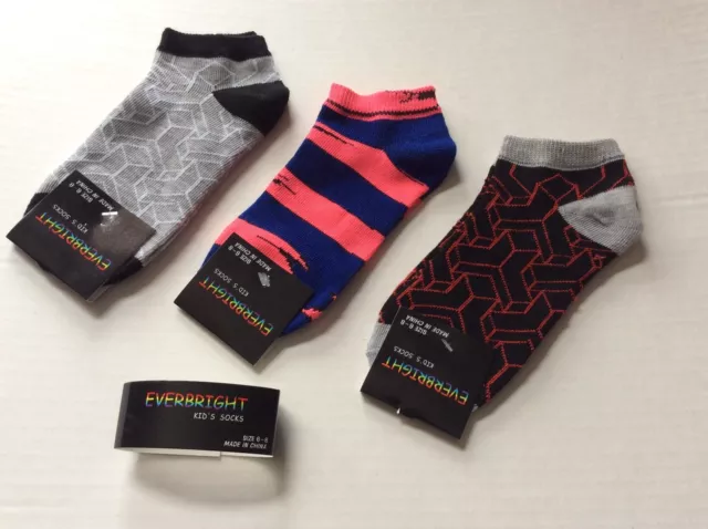 3 Pairs Boys Novelty No-Show Socks* Black/Gray * Size 6-8 * Nwt