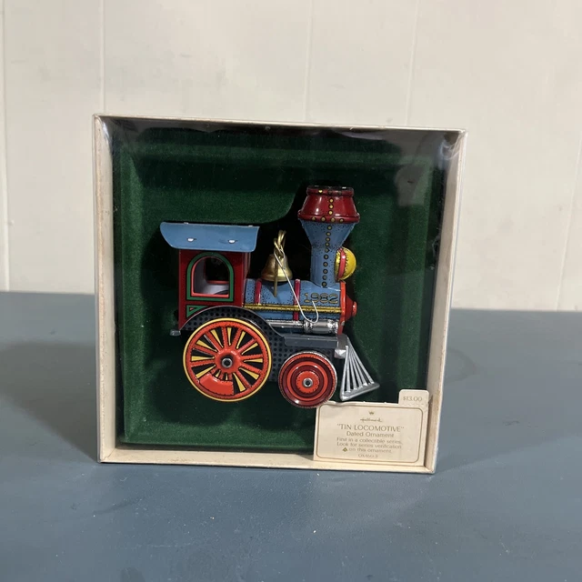 Hallmark Keepsake Ornament #QX460-3 Tin Locomotive (1983 First in Series)