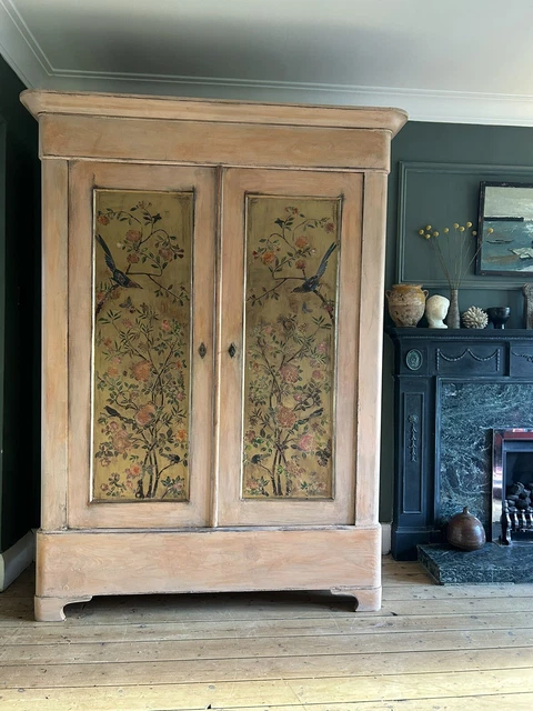 Vintage Painted Pine Armoire / Wardrobe With Inlaid Chinoiserie 2