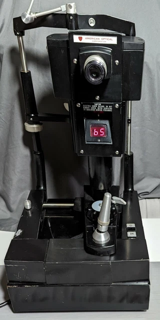 American Optical Corp 12415 Non-Contact Tonometer Powers Up No Further Testing