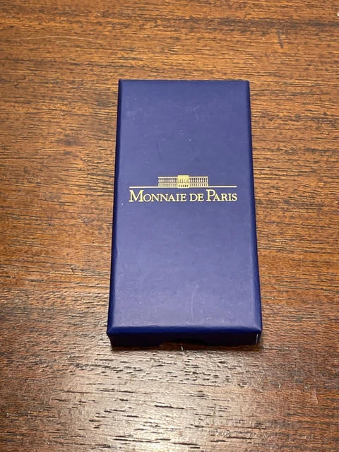 Boîte Pour Médaille Militaire - Monnaie De Paris - (70-48)