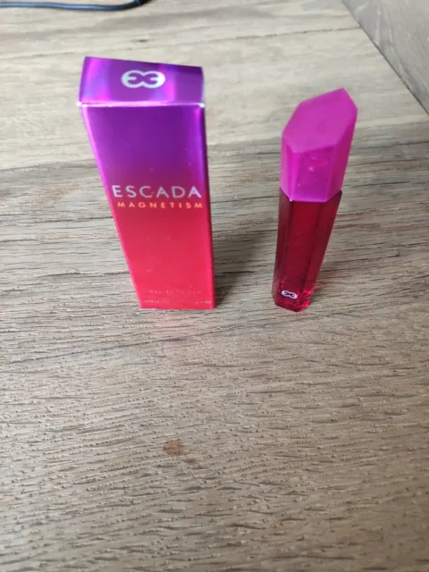 Miniature De Parfum ESCADA MAGNETISM