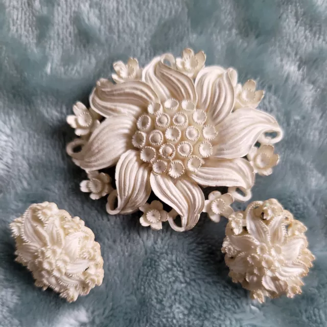 Vintage Carved Flower  Celluloid Brooch Pin Clip Earring Matching  Set Stunning