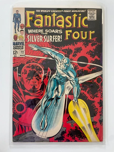 Marvel Comic - Fantastic Four - Where Soars The Silver Surfer - 72 Mar - 12 cent