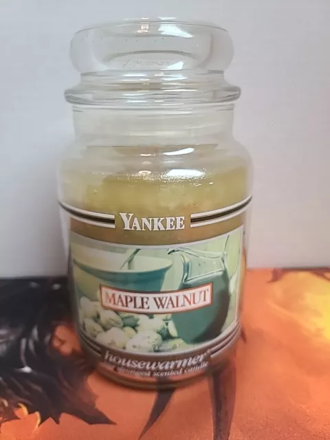 Yankee Candle - MAPLE WALNUT - 22 oz - Black Band White Label RETIRED & RARE