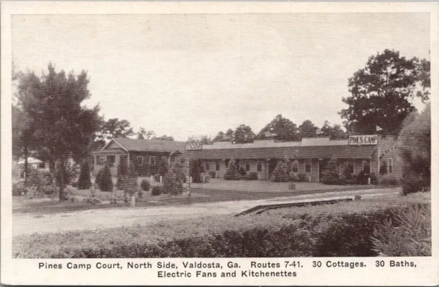 Valdosta, Georgia Postcard "PINES CAMP COURT, North Side" Hwy 41 Roadside c1940s