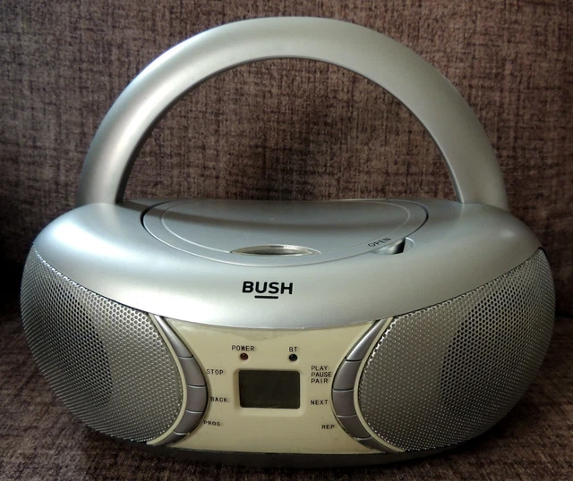 BUSH BOOMBOX WITH FM RADIO CD PLAYER & BLUETOOTH CD78BBTFM in Silver