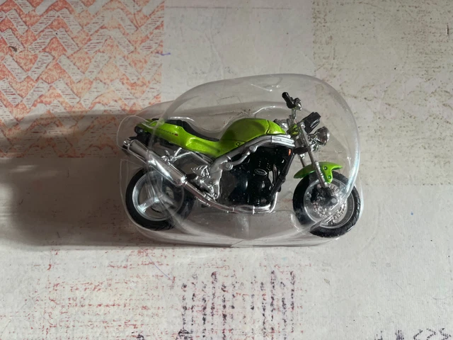Modèle Moto Triumph Speed Triple 955I - Maisto - Échelle 1:18 Verte