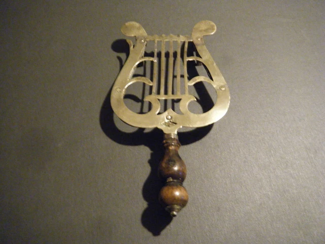 Lot De Dessous-de-plat Anciens En Laiton Doré - Set Déco Vintage