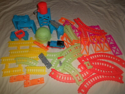 glow in the dark diesel trackmaster