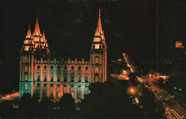 Postcard UT Salt Lake City Night Time At Mormon Temple Vintage PC H6193