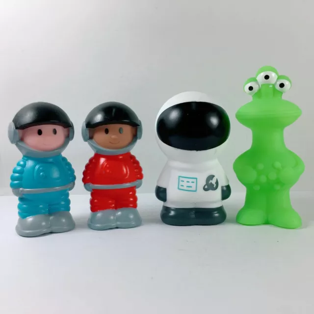4pcs ELC Happyland Space Buggy Alien Robot Astronaut Collection Toys