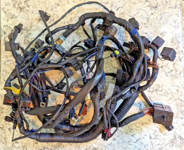 08 Triumph Sprint ST 1050 Main Wiring Wire Harness Loom Injector Leads Removed