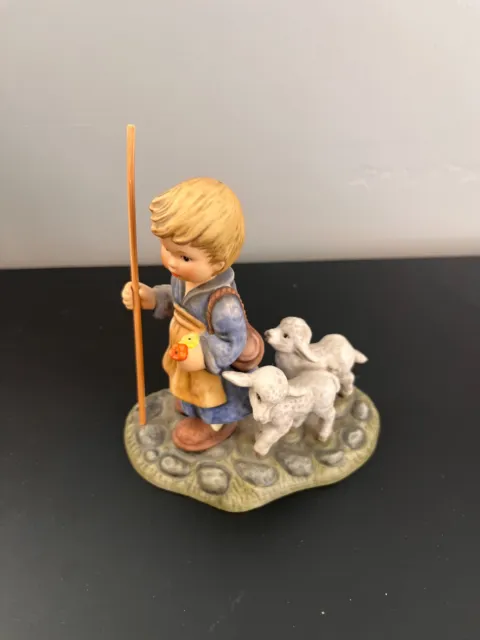 Vintage Berta Hummel Figurine - O Come All Ye Faithful By Goebel 1997 BH51