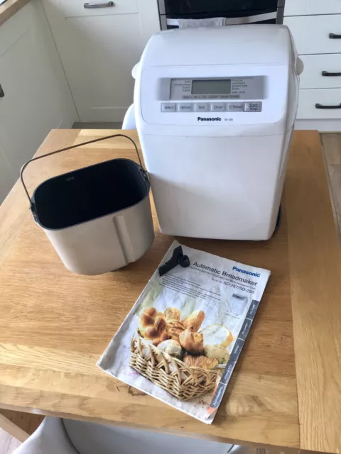 Panasonic Bread Maker SD-256 In Fully Working Order with instructions