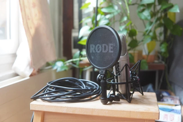 RODE NT2-A AVEC KIT SM6 Studio Set et câble Xlr EUR 130,00 - PicClick FR