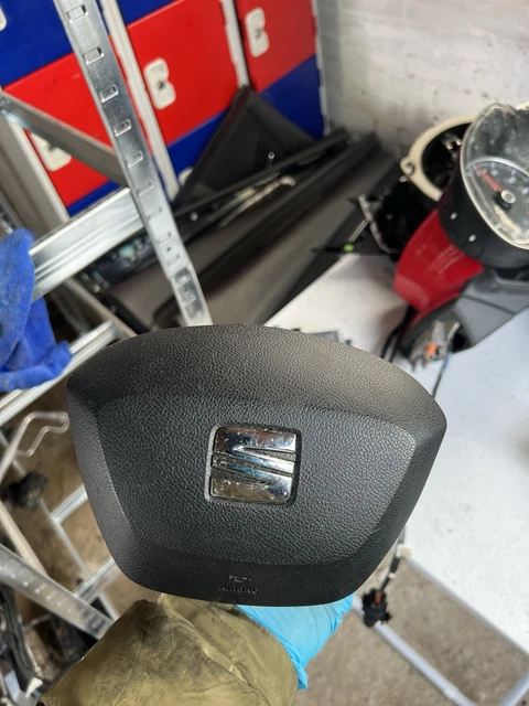 Copribracciolo Centrale SEAT Leon MK3 - Pelle PU Nero 2012-2019