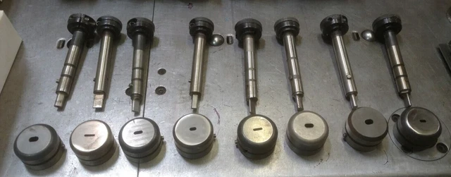 Obround Punch and Die for Strippit 1-1/4" Station 5/8" Body