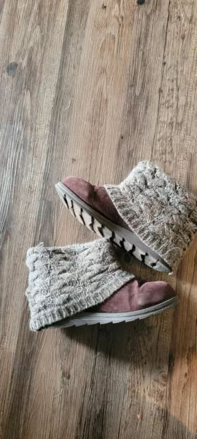 Muk luks Bootie Boots Womens 9 Brown Winter Slipper Knit