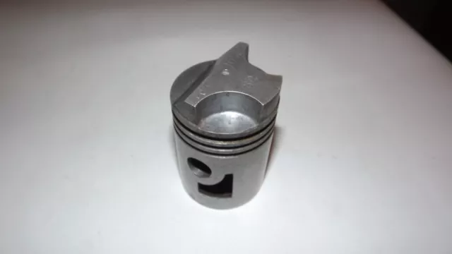 PEUGEOT 125 P55 ... Piston nu diamètre 52. Neuf d'époque, ancien stock, NOS