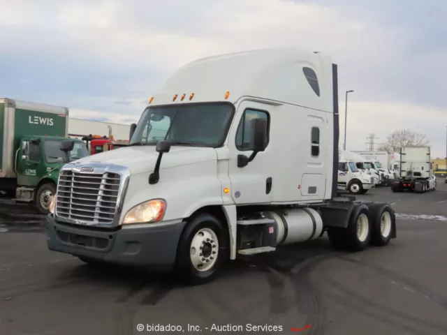 2014 Freightliner Cascadia 125 T/A Truck Tractor Sleeper Detroit 10 spd bidadoo