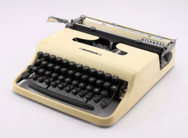Máquina De Escribir Olivetti Pluma 22 Typewriter Retro Vintage (Excelente)