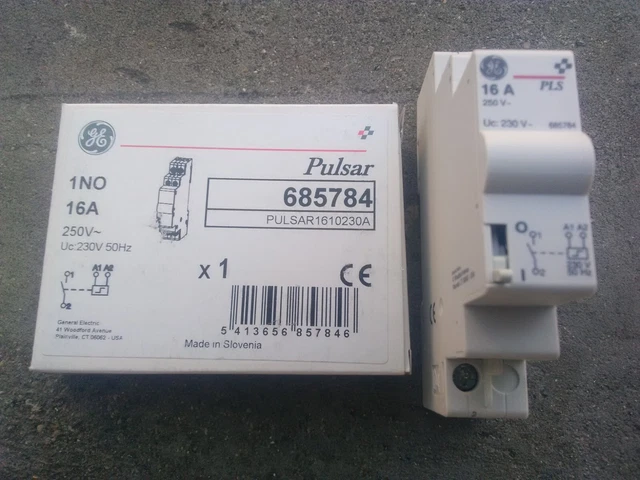 Télérupteur Unipolaire Moeller S230/S – 16A 230V, Pour éclairage, Très Bon état