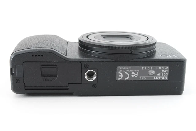 Ricoh GR II 16.2MP COMPACT Digital Camera count 2714 [Near Mint] #1128250 9