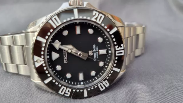 GRAND SEIKO SBGX117 9f quartz divers watch with box and papers 2 000.00 PicClick UK