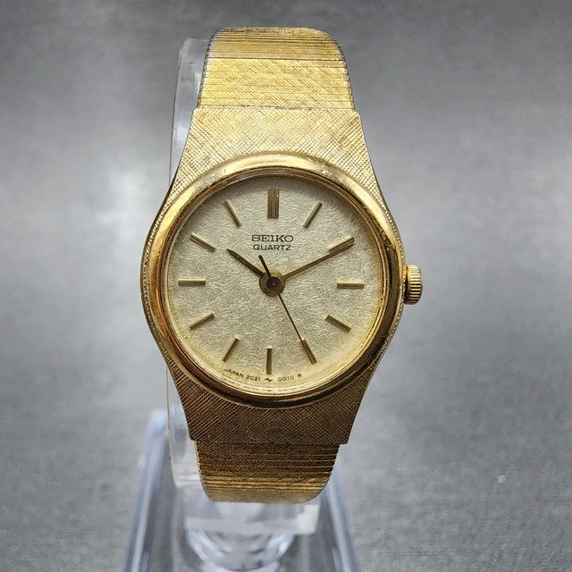 Orologio Donna Daniel Wellington In Acciaio Dorato Quadro - Foto 9