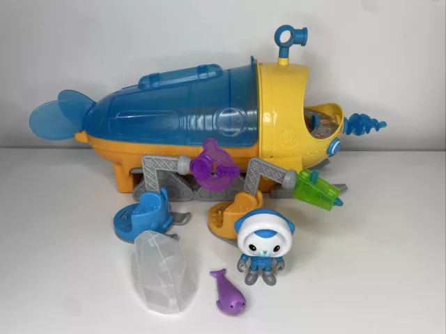 Octonauts Gup S Polar Exploration Vehicle with Captain Barnacles + Accessories