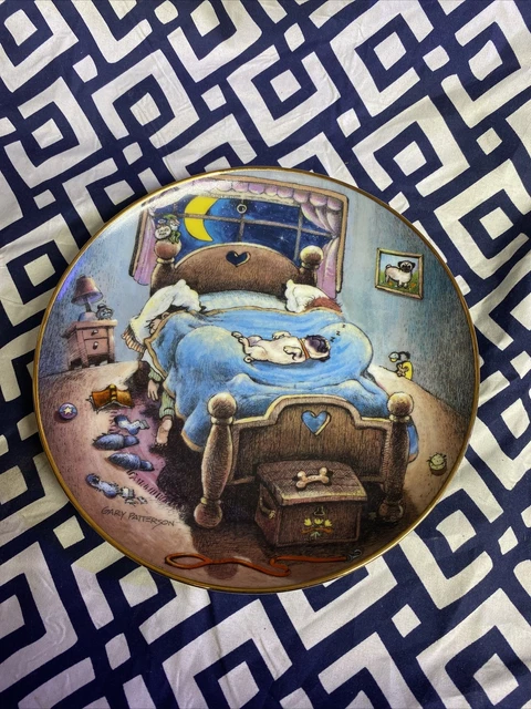 Danbury Mint Bed Hog Pug Plate