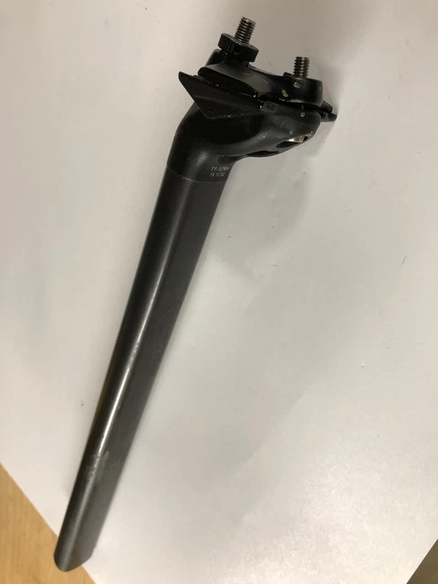 GIANT D FUSE CARBON Fibre Seatpost from Giant Revolt will fit