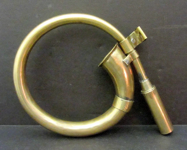 VINTAGE BRASS CAR Horn Squeeze Bulb Type W/ Mounting Bracket Works