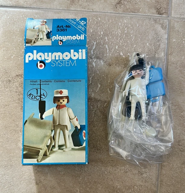Playmobil 7002 Reine d'Angleterre grand mère neuf