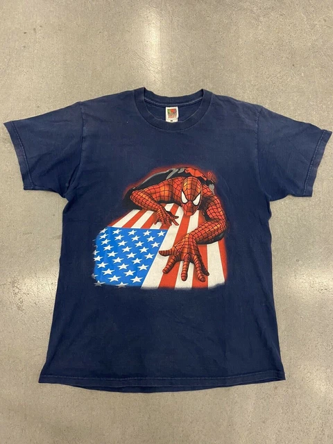 Vintage Spiderman t shirt y2k 2001 Size Large Fruit Of The Loom Heavy Cotton