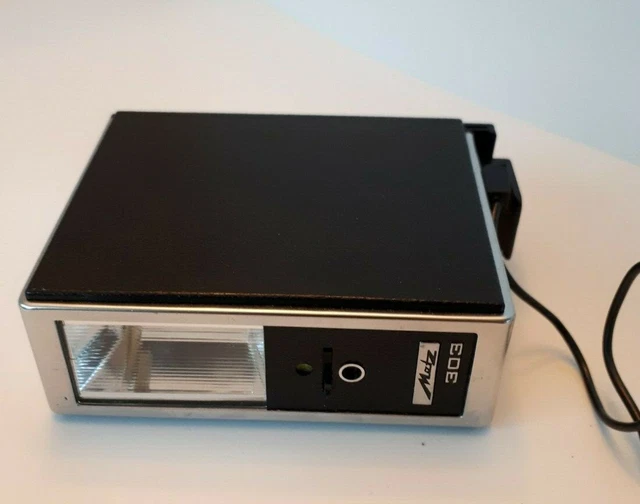 Vintage Mecablitz 303 Flash Camera Model: L16BC Undested