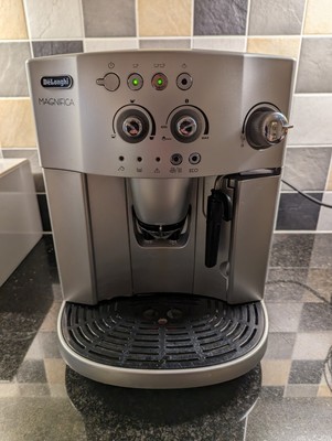 ESAM 4200.s DE LONGHI MAGNIFICA ESAM 4200s macchina da caffè con cappuccinatore ~ D ~ 