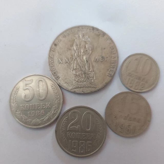 World Coins Russian USSR Ruble Kopeks Lot #542a