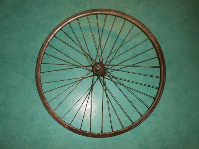 Roues de vélo en 650 jante plate ou chapeau de gendarme