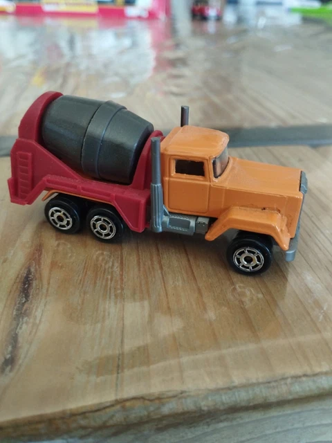 MAJORETTE ENGIN DE chantier, N°211/263, tractopelle jaune, 1/87e EUR 12