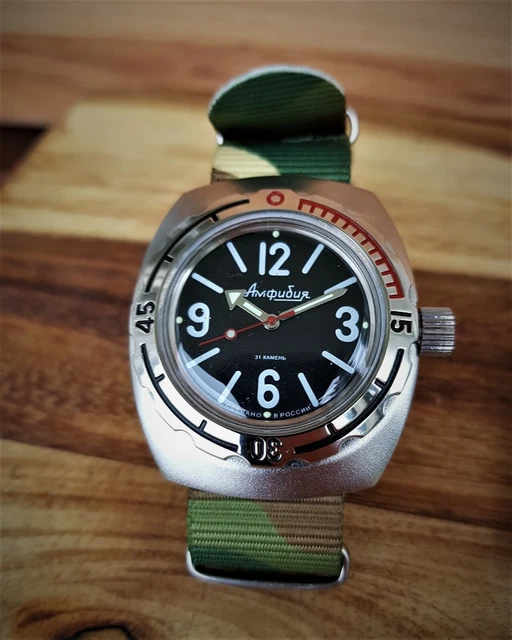 Montre Vostok Amphibia NVCH 300m – Boîtier Saphir, Cadran Rouge – Série Limitée 1/250 – 2024