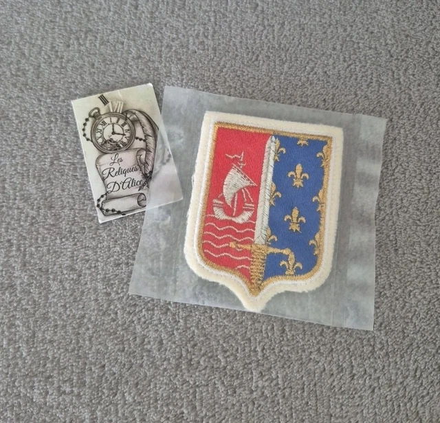 INSIGNE MILITAIRE PUCELLE FAR Force d’action rapide EUR 3,00 - FR