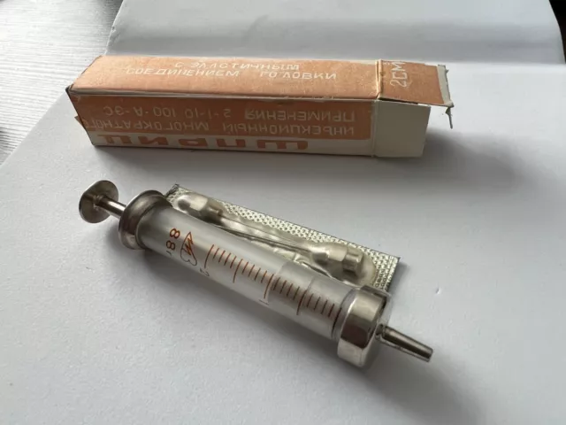 Vintage NEW Souvenir Old Medical GLASS SYRINGE 2.0 ml REUSABLE HYPODERMIC USSR