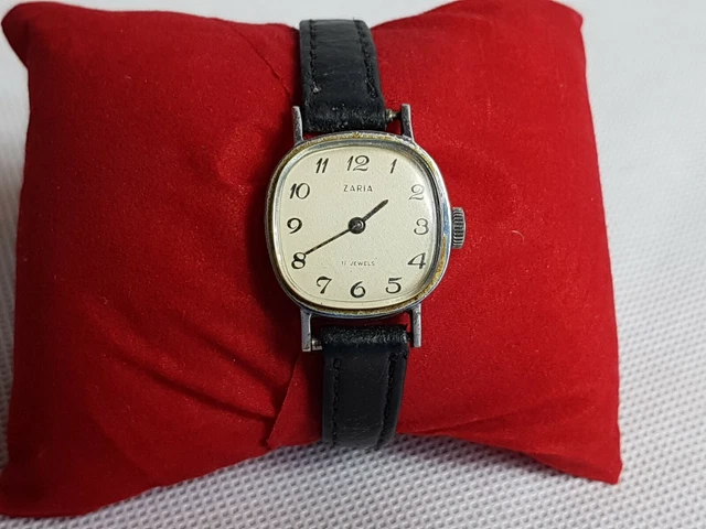 Montre Mécanique Femme Vintage Zaria - 17 Rubis - Mouvement Automatique - Boîtier Argenté - Bracelet Noir - Occasion