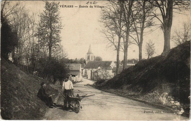 CPA VEMARS Entrée du Village (806950)