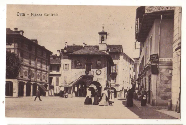 cartoline Orta(Novara),piazza centrale