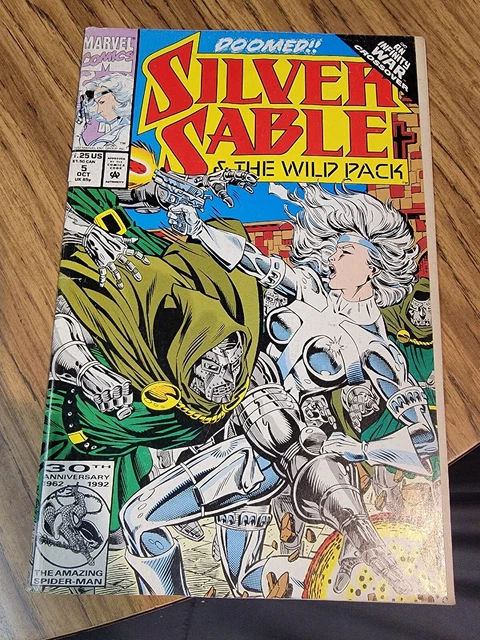 silver sable comic Lot Of 2. Issue #s 1 And 5