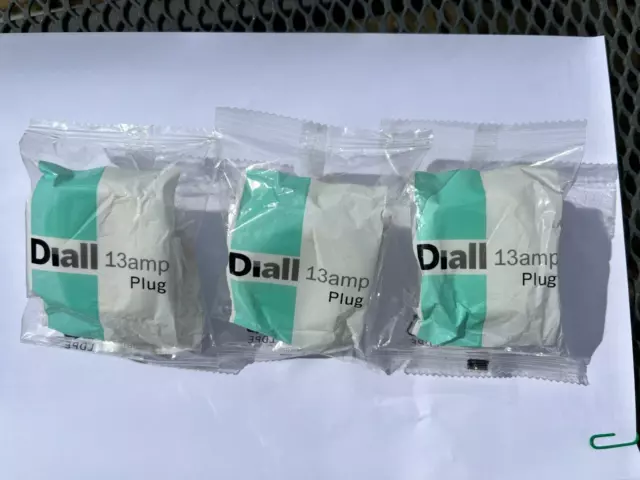 Diall 13 AMP Stecker X 3