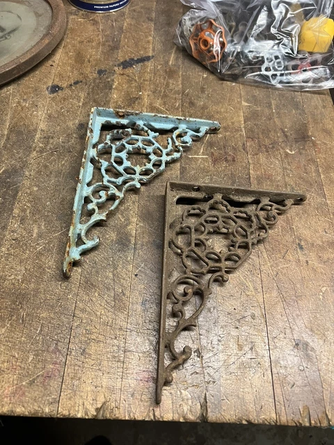 Old Antique Victorian Cast Iron Wall Shelf Brackets Ornate Eastlake Set Pair USA